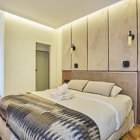 Incredible Le Marais With Terrace Parigi